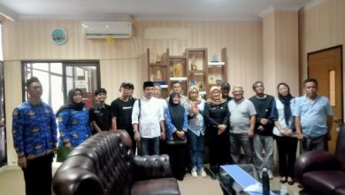 Pertemuan relawan Andra - Dimyati dengan Dispar Banten. Foto: Ucu