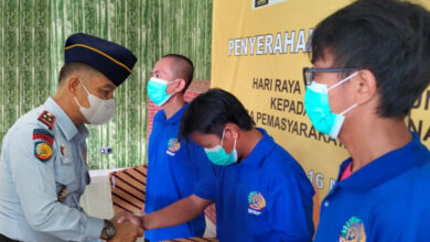 Pemberian remisi khusus pada hari Waisak di Lapas Cilegon. Foto: Erling Cristin