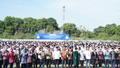 Walikota Cilegon, Robinsar melantik 3.529 PPPK dan PPPK Paruh Waktu. Foto Daeng Yusvin