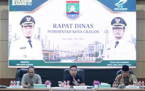 Wali Kota Cilegon, Robinsar mengumpulkan seluruh OPD. Foto Daeng Yusvin