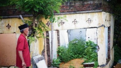 Salah satu rmah warga Bayah Timur, Kabupaten Lebak yang rusak parah akibat pegerakan tanah. Foto Antara