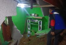 Rumah yang dihantam longsor di Kabupaten Lebak. Foto: Antara