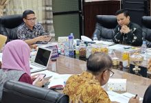 Nana Supiana, Pj Sekda Banten memimpin RUPS PT ABM. Foto: Istimewa