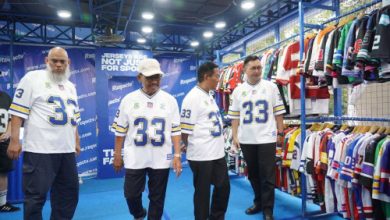 Wali Kota Tangerang, Sachrudin berkunjung ke wisata belanja murah. Foto Antara