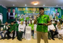 Sandiaga Salahudin Uno dari PPP berkampanye dan menyosialisasikan Ganjar - Mahfud, Capres dan Cawapres nomor urut 3 di Kab Lebak. Foto: Iqbal Kurnia