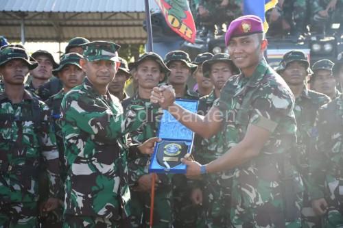 Kunjungan 301 siswa Dikmata TNI AL ke Menkav 2 Mar. Foto: Ahmad Munawir