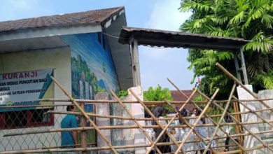 SDN Kuranji Kota Serang kembali disegel orang yang mengaku ahli waris tanah tersebut. Foto: Antara