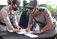 Kapolres Serang, AKBP Yudha Satria memimpin Sertijab Kabag SDM. Foto: Yono