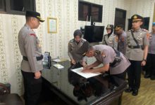 Serah terima jabatan Kasatlantas Polres Serang. Foto: Yono