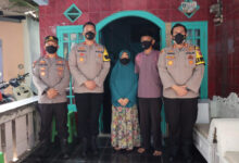 Kunungan ke purnawirawan dan warakawuri.