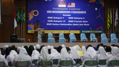 SMA Muhi Yogyakarta saat menerima rombongan sekolah Malaysia. Foto: Yusron Ardi Darmawan