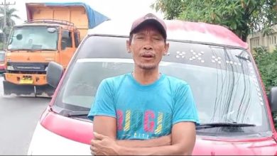 Anton Suhada, sopir angkot Pakupatan - Cikande. Foto: Yono