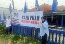 Spanduk Capres - Cawapres, Probowo - Gibran dari Partai Garuda. Foto: Feri Ardi Saputra