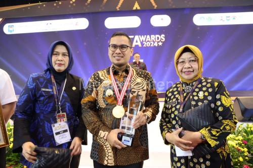 SPM Award di Hotel Bidakara, Jakarta. Foto: Biro Adpim Banten