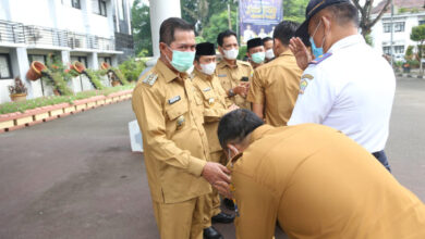 Karena belum diterapkam WFH, Walikota Serang gelar halal bi halal. Foto: Hendra Hermawan