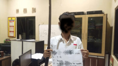 Pelajar yang akan dtawuran di Cikeusal. Foto: Yono