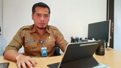 Teguh P, Sekretaris DPMTSP Kota Serang. Foto: Aden Hasanudin