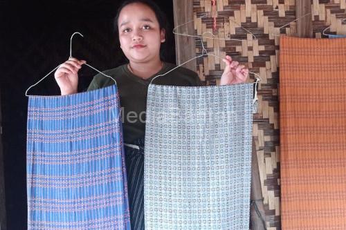 Kain tenun Baduy. Foto: Antara