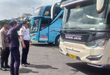 Bus AKAP Reguler di Terminal Kalideres. Foto: BeritaJakarta