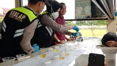 Tes Urine dari Propam Polres Serang. Foto: Yono