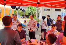 Tim Siber Pungli Polres Serang di Samsat Kabupaten Serang. Foto: Yono