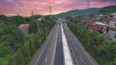 Jalan Tol Cilegon Timur hingga Cilegon Barat diperlebar. Foto: Antara