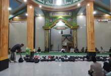 Tradisi Qunutan yang digelar di Kampung Kelebut, Kota Serang. Foto: Kelompok 4 Kelas 4E Ikom Fisip Untirta