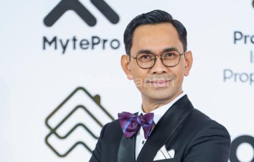 Troy Fridatama, GM Corporate Communication and Affairs ASRI. Foto: Istimewa