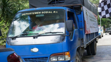 Truk pengangkut bantuan logistik ke korban gempa Cianjur. Foto: Biro Adpim Banten