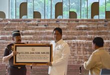 Kejagung menyerahkan Rp13,2 triliun uang hasil sitaan kasus CPO. Foto: Antara
