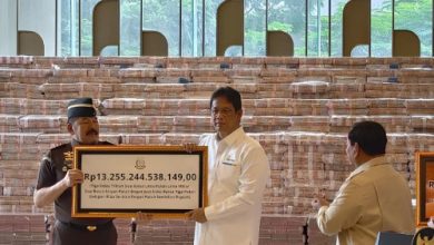 Kejagung menyerahkan Rp13,2 triliun uang hasil sitaan kasus CPO. Foto: Antara