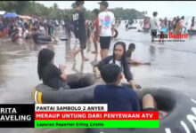 Begini meraup uang wisatawan Anyer.