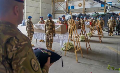 Unifil menggelar upcara penghormatan ke 3 personel TNI yang tewas. Foto Antara