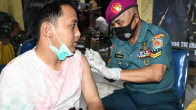 Menkav 2 Mar gelar serbuan vaksin Covid 19 di Desa Kawatu.