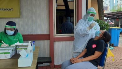 Vaksinasi Covid 19 di Tangerang Selatan. Foto: LKBN Antara