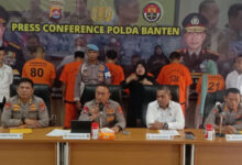 Wakapolda Banten, Brigjen Pol Saibilul Alif dalam konferensi pers di Mapolda Banten. Foto: Yono