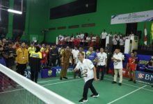 Walikota Serang, Syafrudin buka Kejuaraan Bulutangkis BNI Sirnas A. Foto: Aden Hasanudin