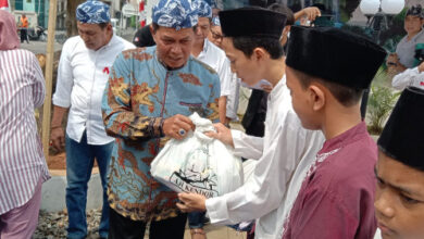 Walikota Serang, Syafrudin resmikan ruang terbuka hijau di Lopang Indah. Foto: Yono
