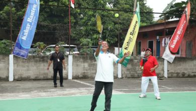 Walikota Serang, Syafrudin buka turnamen tenis. Foto: Aden Hasanudin