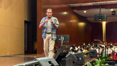 Waakil Menkumham, Edward Omar Syarief di FH UPH. Foto: Humas UPH