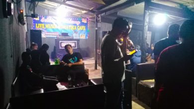 Tim Gabungan Polres Serang amanakn 12 wanita penghibur. Foto: Yono