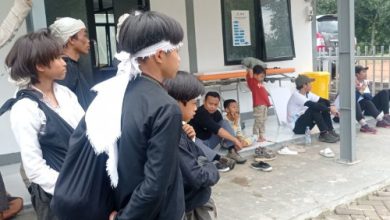 Warga Baduy dalam berobat. Foto: Antara
