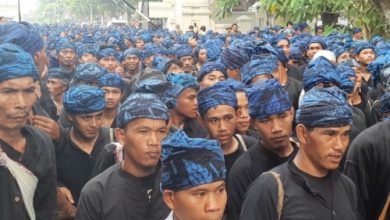 Warga Baduy saat tradisi seba di Serang. Foto: Antara