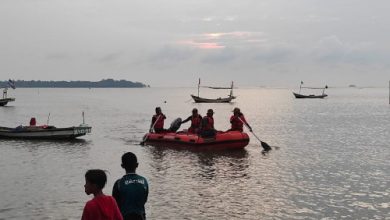 Proses pencarian wisatawan Kota Serang yang hilang. Foto: Antara