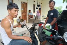 Warga Kampung Barengkok yang terkena relokasi akibat radiasi Cesium 137. Foto: Yono