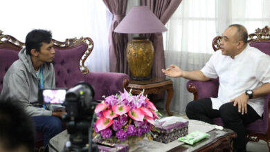 Wawanara MediaBanten.Com dengan Ahmed Zaki Iskandar, Bupati Tangerang soal lahan Puspemkab. foto: Iqbal Kurnia