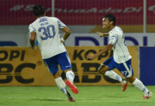 Persib Bandung vs Madura United dengan skor 3 -2.